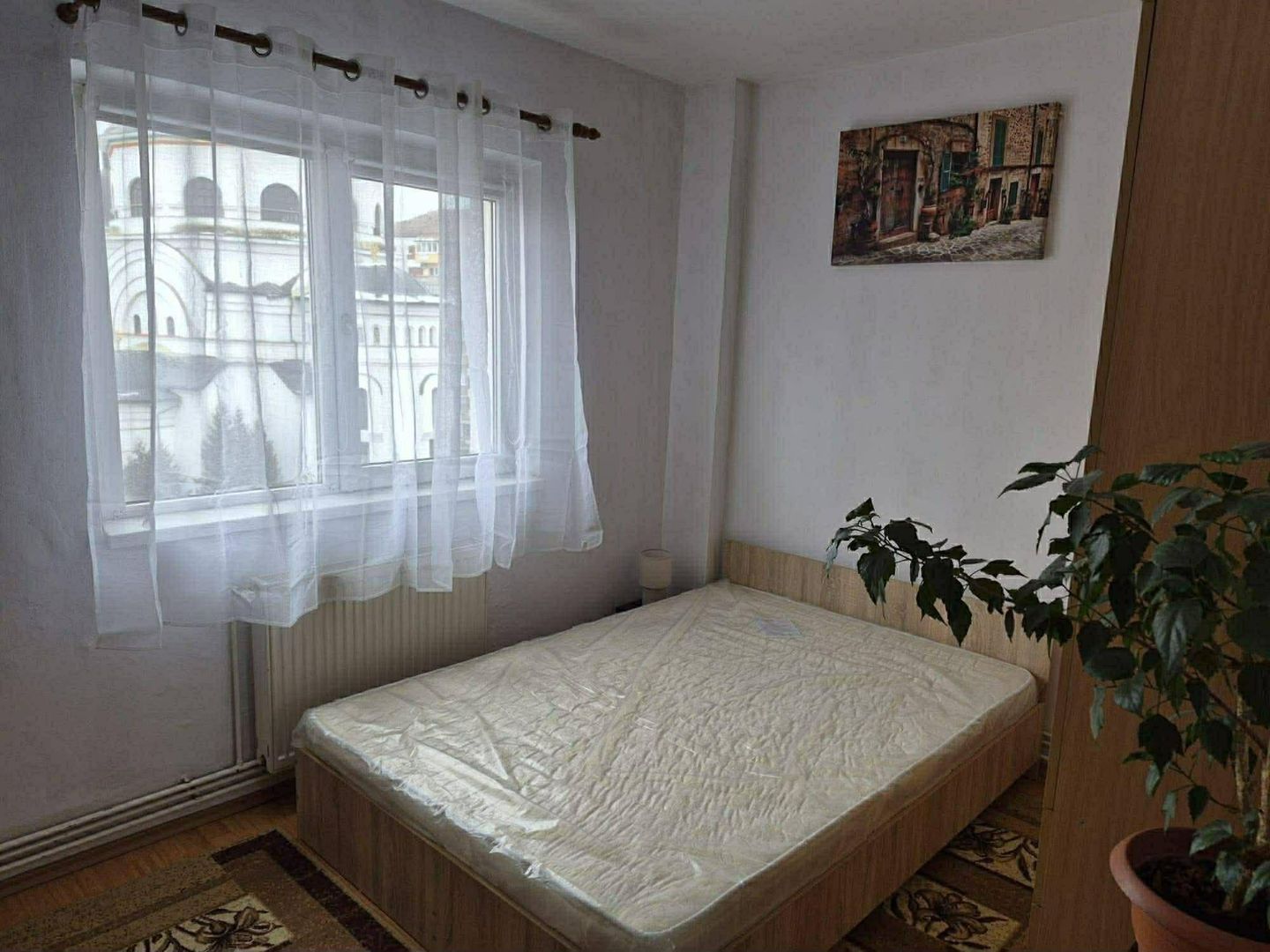 Apartament 2 camere+pivnita, decomandat, Strada Nicolae Iorga. - Poză 3