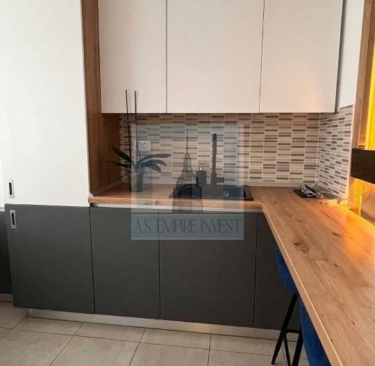 Penthouse 3 camere mobilat-utilat - zona Tractorul (Top City) - Poză 5