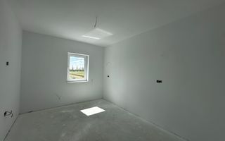 Duplex. Mosnita noua, 2 intrări in curte, 4 camere - Poză 3