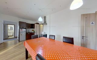 Blvd. Balcescu langa metrou Universitate, 4 camere, terasa de 50mp, 3 bai - Poză 8