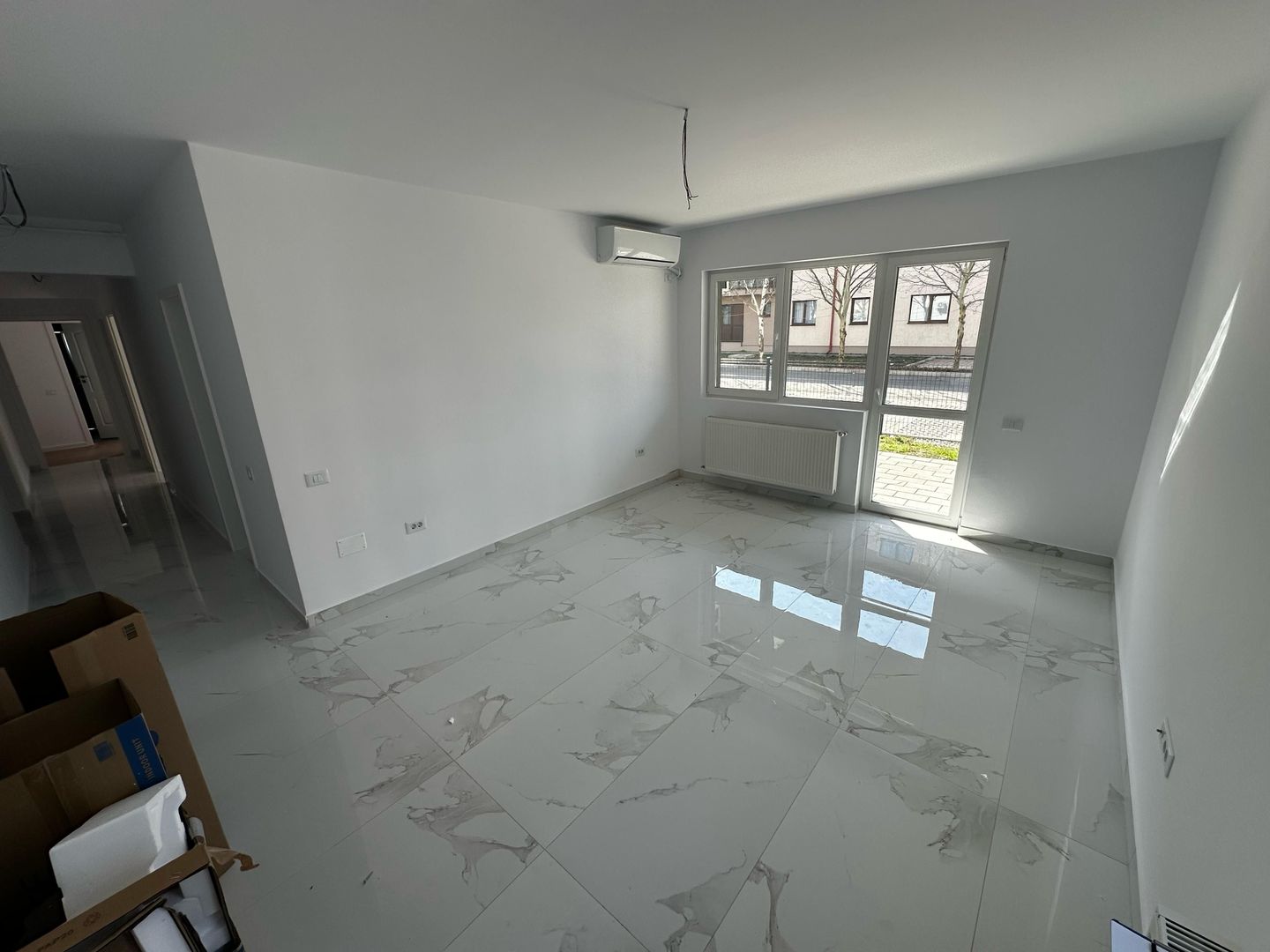 AP. 3 CAMERE - GRADINA PROPRIE 100MP, LOC PARCARE INCLUS, COMISION 0% - Poză 2