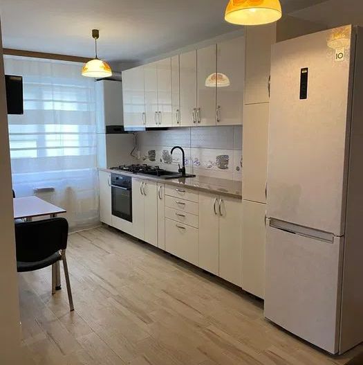 Apartament cu o camera | 40mp | Intre Lacuri | Parcare exterioara - Poză 3