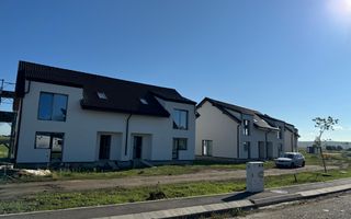 Casă Tip Duplex INDEPENDENTĂ ENERGETIC - Cartier NOU - Poză 4