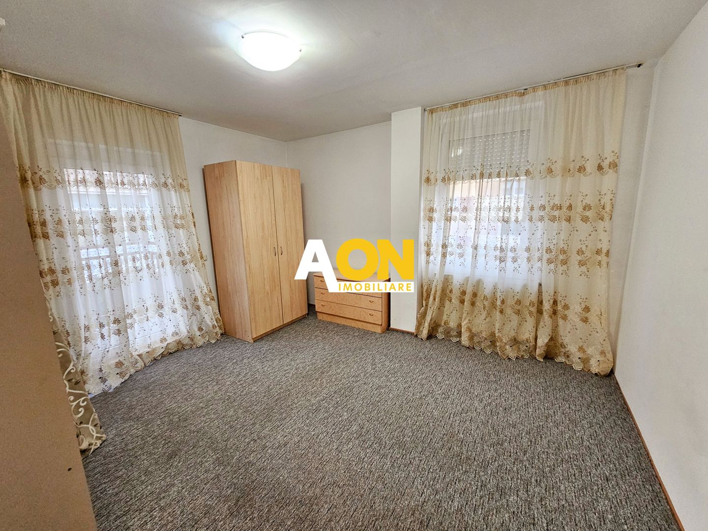 Apartament 3 camere, mobilat, utilat, 84 mp utili + garaj, Tolstoi - Poză 8
