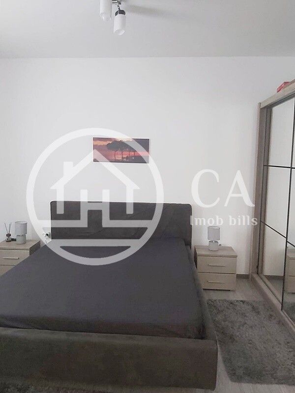 Casă de vanzare cu 4 camere in Cartierul Tineretului, Oradea - Poză 14