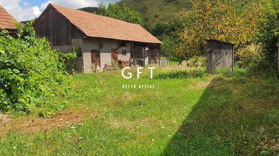 Casa cu teren de 40 ari,situata in centrul comunei Matei - Poză 8