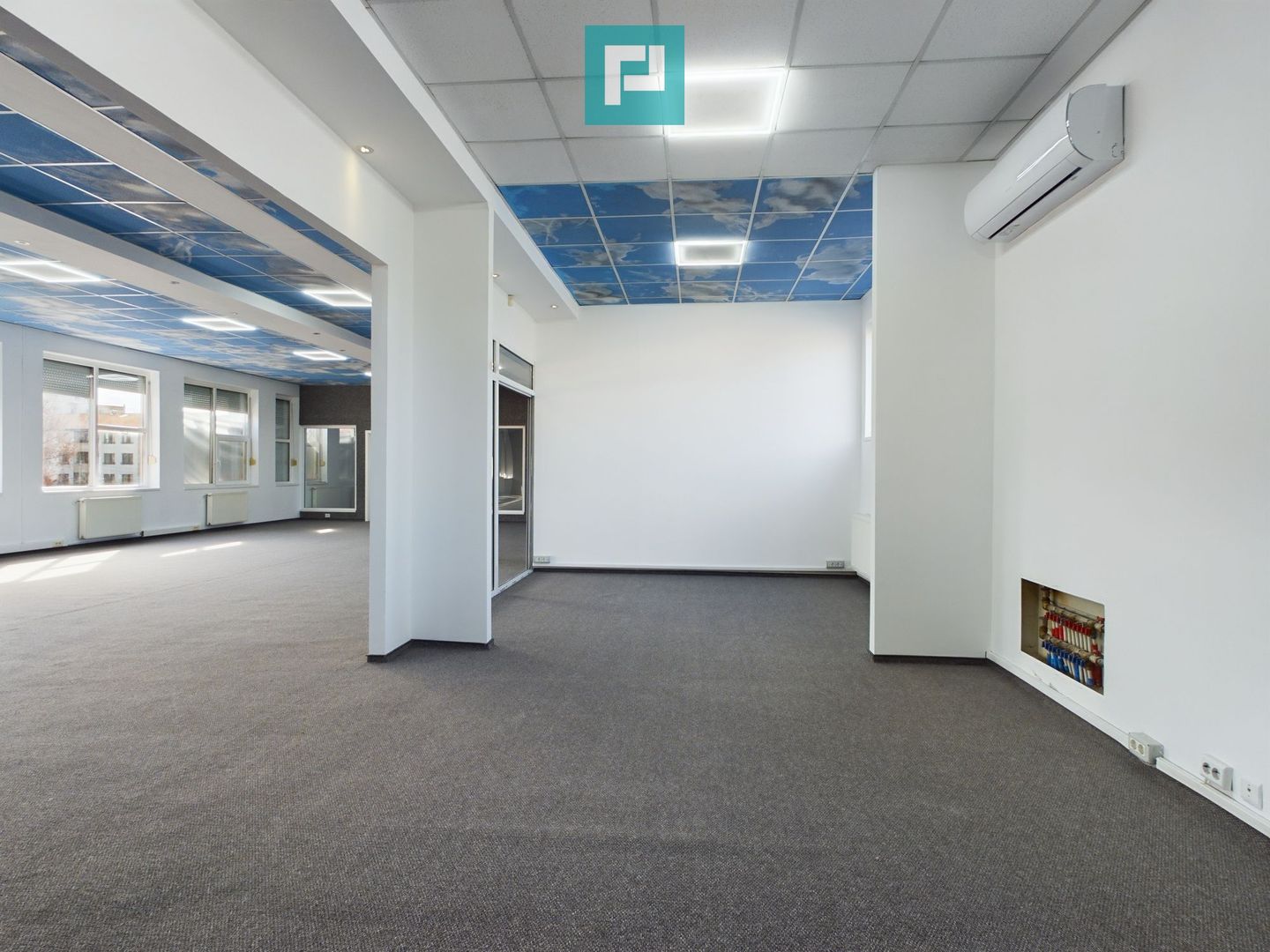 Spațiu de birouri de 500 mp zona UTA - Poză 23