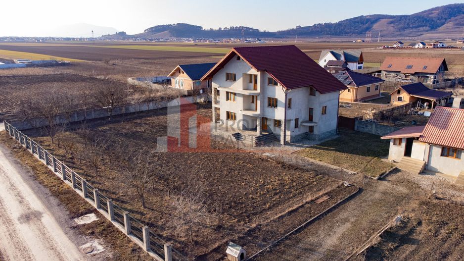 Casa cu teren 1500 mp in Harman - Poză 13