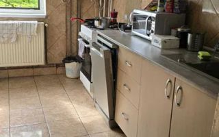 Apartament cu 4 camere, în zona BRD Mărăști – aproape de Centru. - Poză 1