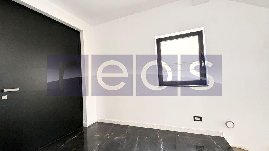 VÂNZARE VILĂ | ZONA OZANA | 5 CAMERE | ÎNCĂLZIRE ÎN PARDOSEALĂ - Poză 19