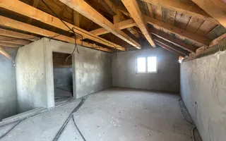 CASA LA ROSU DIN CARAMIDA + GARAJ I 12,5 ARI I VICOV DE SUS I - Poză 16