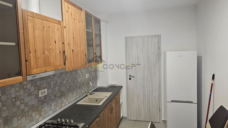 Apartament spatios 2 camere bucatarie inchisa Metalurgiei - Poză 4
