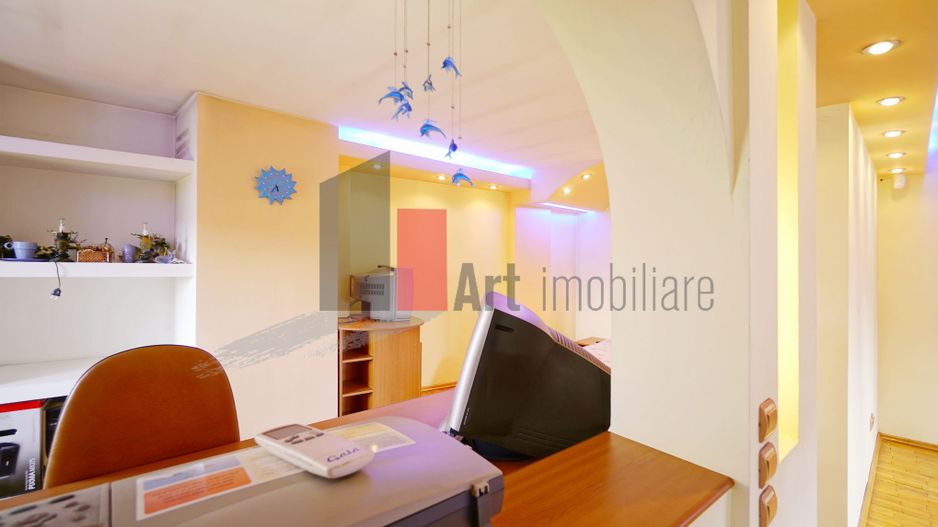 Vatra Luminoasa, jumatate de vila, intrare separata - Poză 13