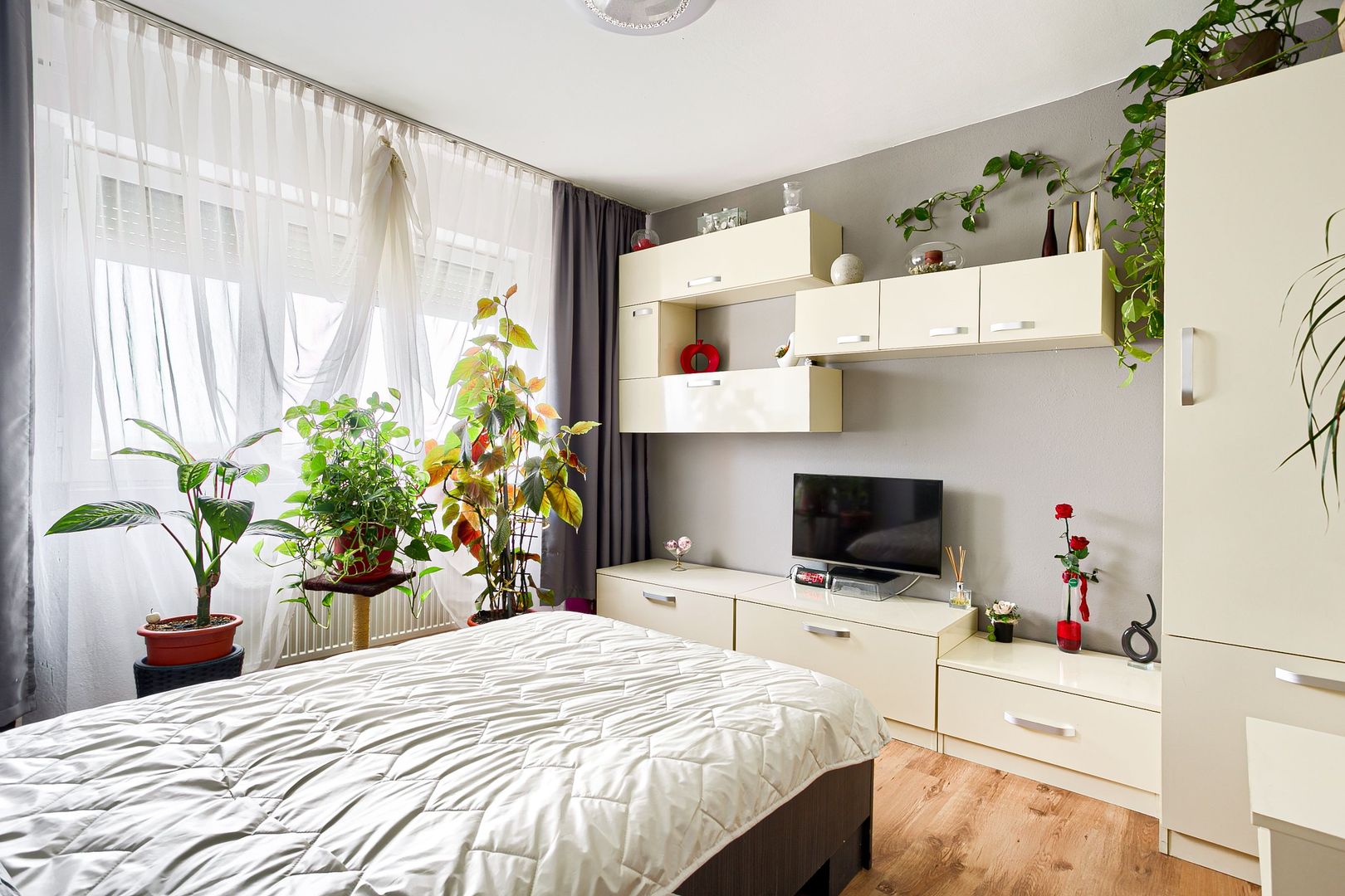 REZERVAT! Locuință pt familie, apartament de 3 camere - Poză 2