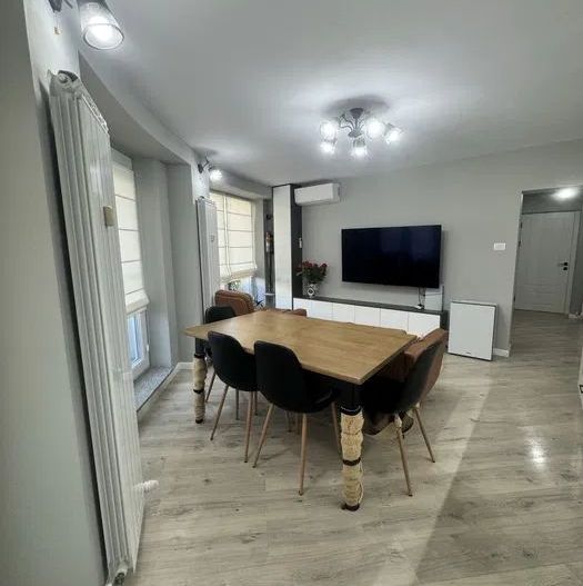 De Vanzare Apartament lux 4 camere, Decebal, ULTRACENTRAL, sector 3 - Poză 1