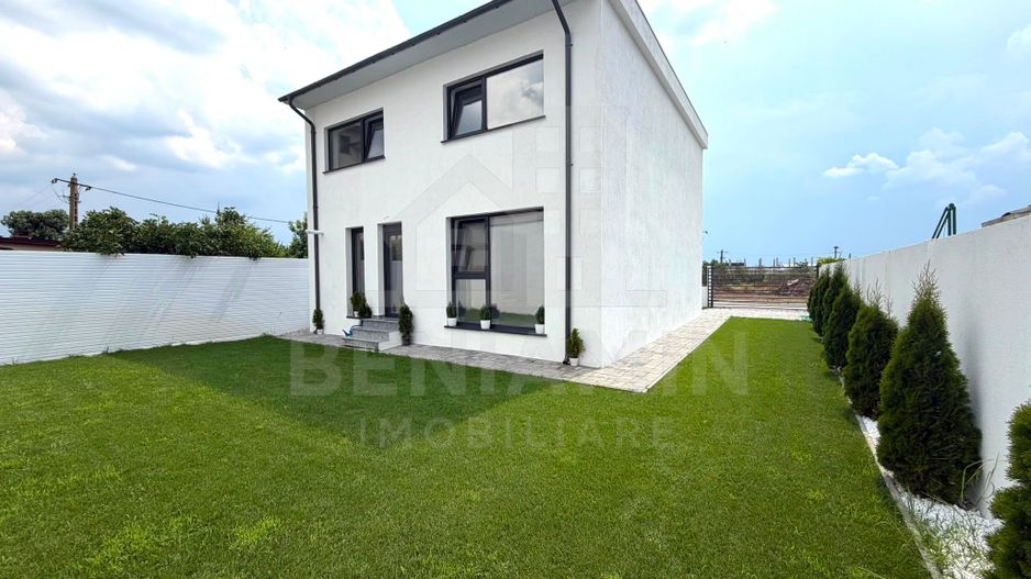 Casa moderna - 4 dormitoare - 2026 - toate utilitatile - Ford - Poză 2