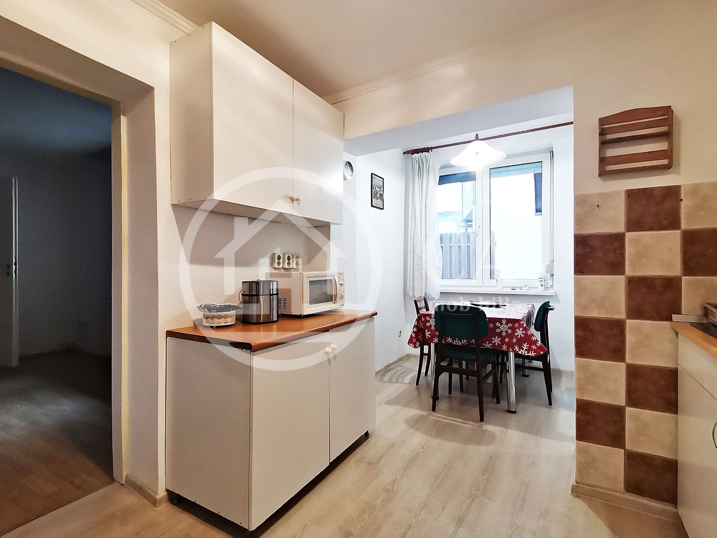 Casa cu 4 camere de inchiriat in zona centrala, Oradea - Poză 3