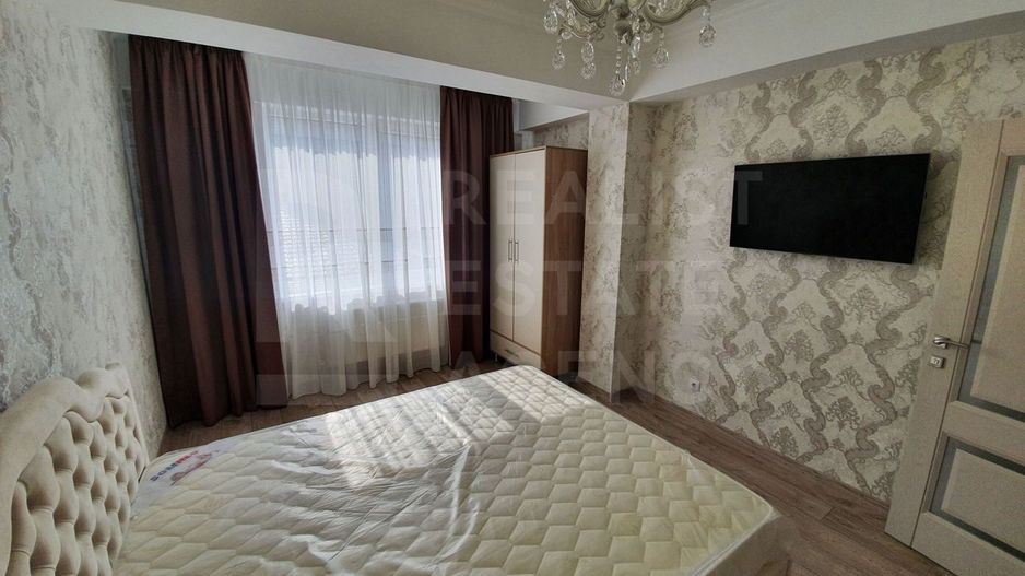 Chirie, apartament, 2 camere, Centru - Poză 1
