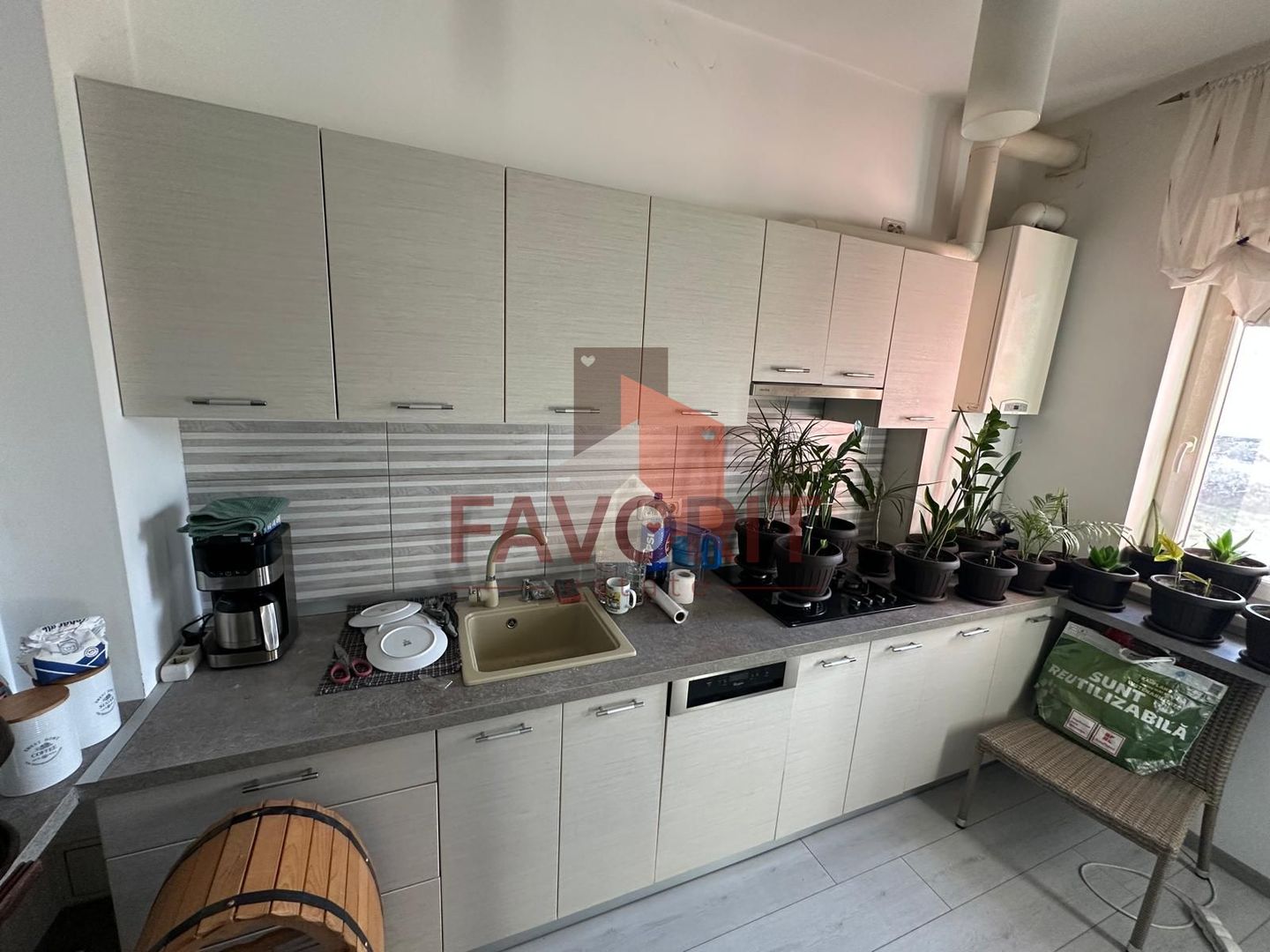 2 camere | etaj 1 | centrala proprie | mobilat si utilat | bloc nou | - Poză 5