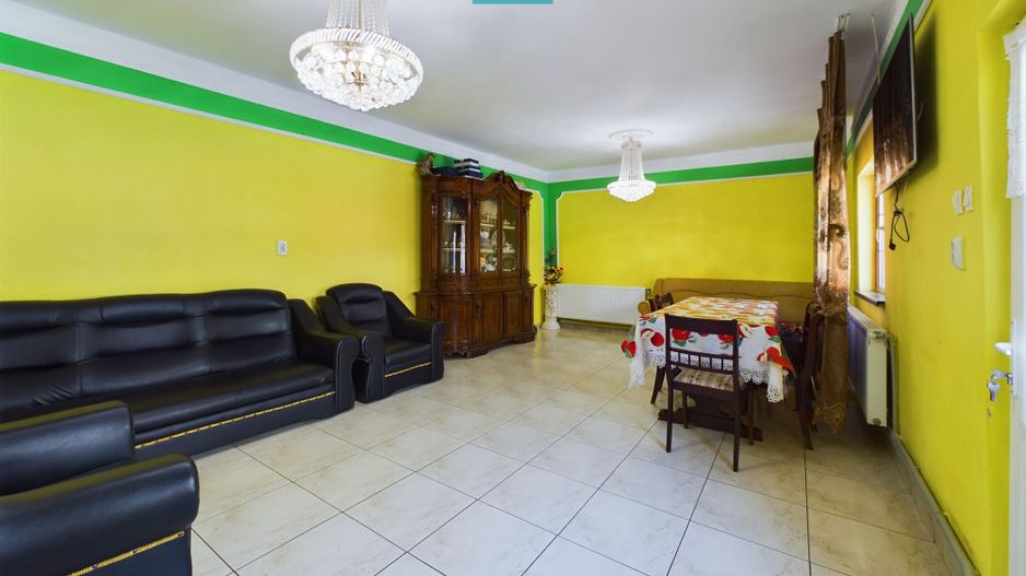 Apartament cu 2 camere la curte comună, Pârneava - Poză 2