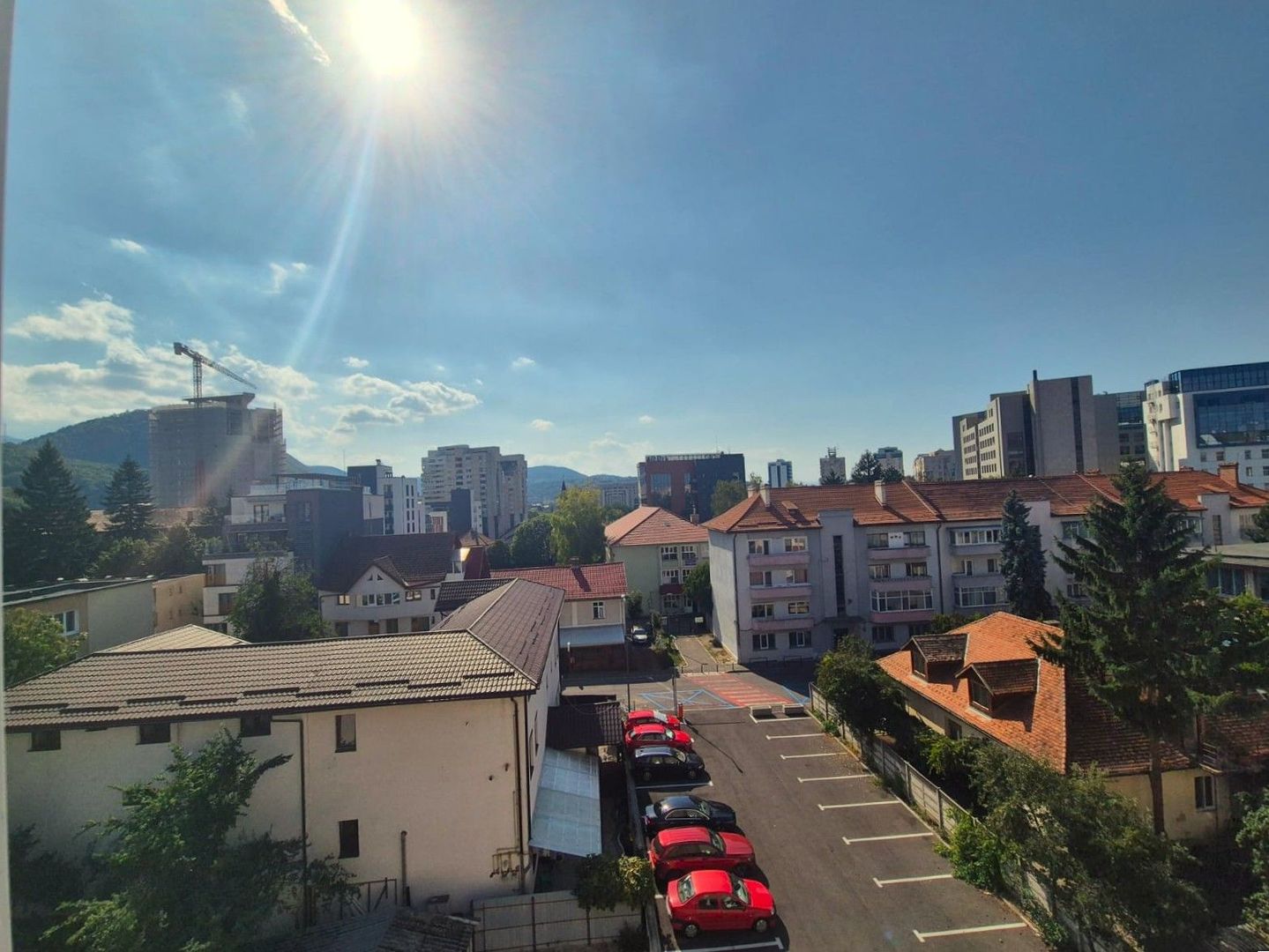 Centru Civic, apartament pretabil familie sau studenti. - Poză 1