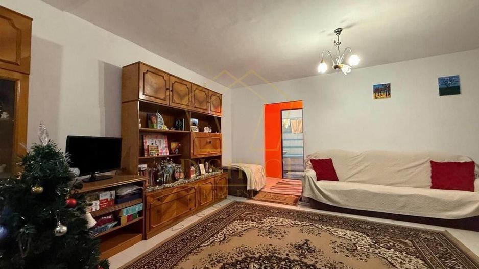 Apartament cu 2 camere de vanzare | Lipovei - Poză 1