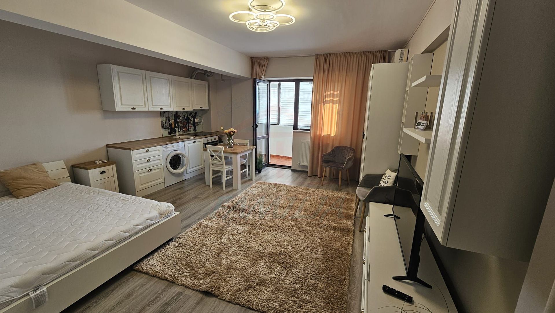 📍 De închiriat 1 camera, Italian Residence, 370 Euro/luna - Poză 2