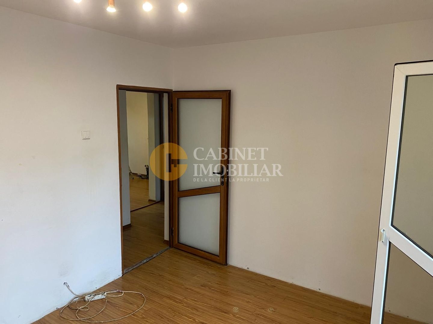 4 Camere Decomandat - Nicolina - Cug - Etaj 3 - Bloc 1986 - Poză 6