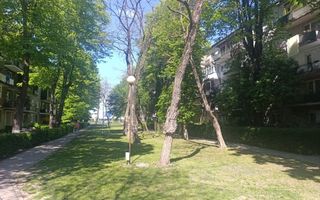 BRASADAS vinde ap 2 cam etaj 3/4 - Poză 8