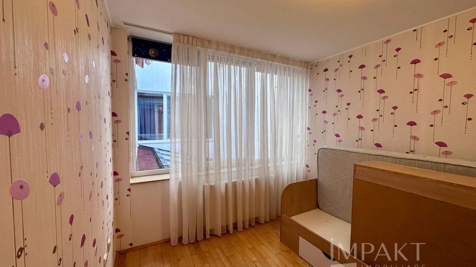 Casa de inchiriat | 6 camere, terasa, sauna, 320 mp - Poză 12