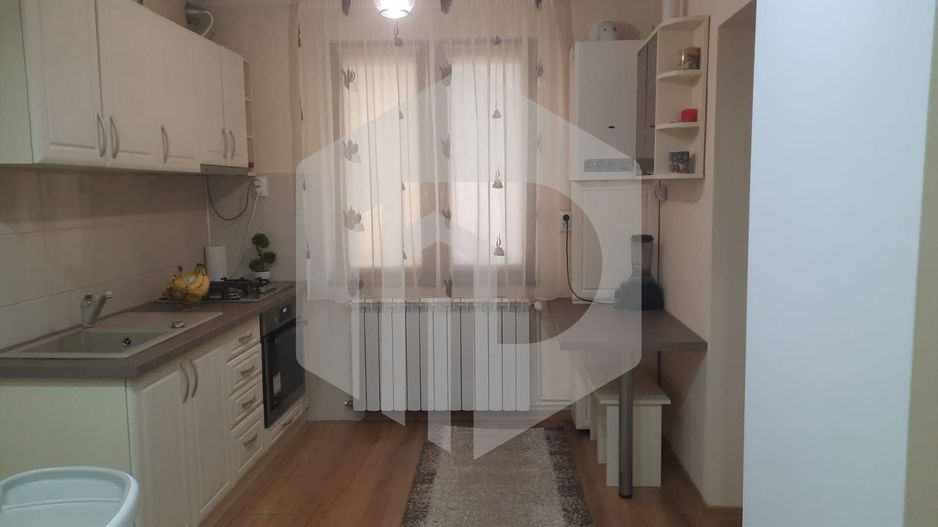 Apartament 2 camere in zona 9 Mai/ Renovat complet+ Pivnita+ curte - Poză 4