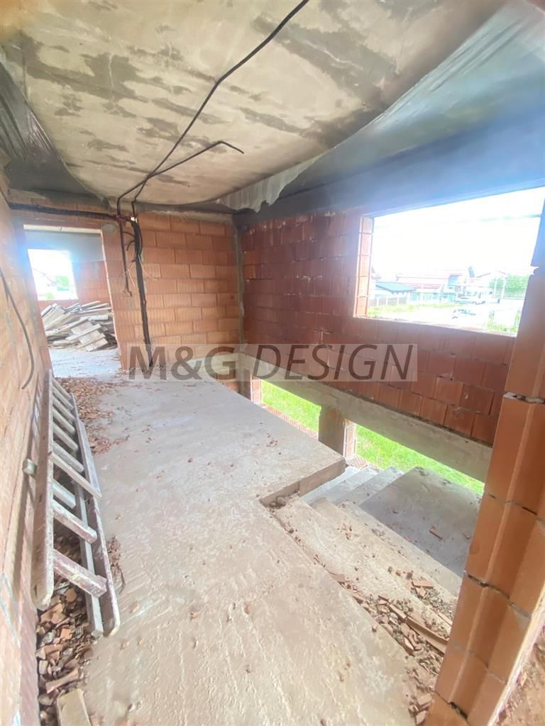 Sacalaz casa la rosu - Poză 7