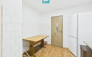 Apartament spațios cu 3 camere, decomandat - Poză 3