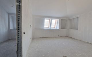 4 camere tip vila | Boxa | 144 mp utili - Poză 8
