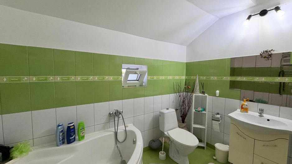 Casă individuală 4 camere | Terasă 40 mp | Garaj | Sânmihaiu Roman - Poză 10