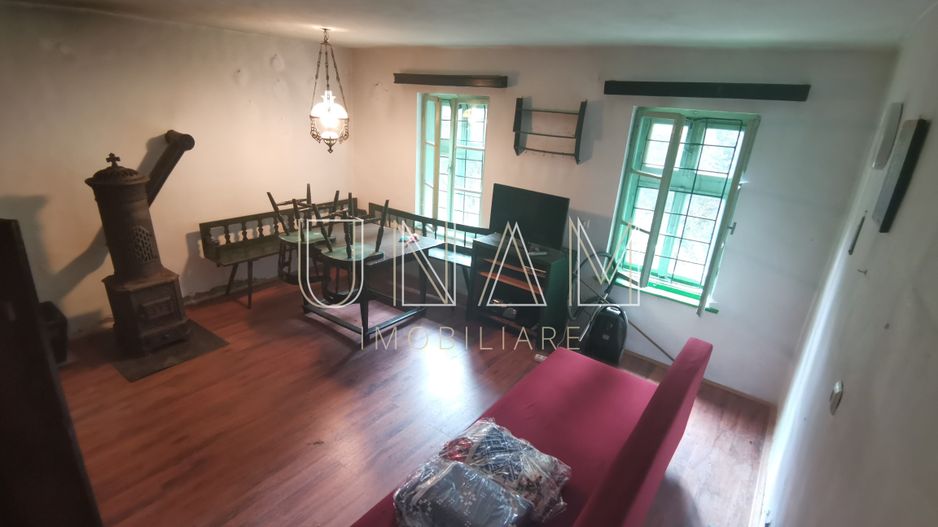 **VANDUT** Casă, Gărâna, munții Semenic, la doi pași de Scenă - Poză 18