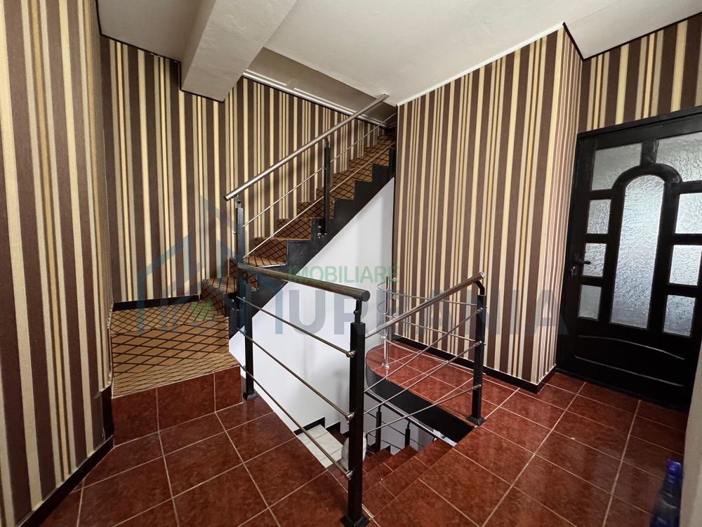 Apartament duplex de închiriat, Strada Sărăriei, Albești - 3 camere, 700 euro/lună - Poză 5
