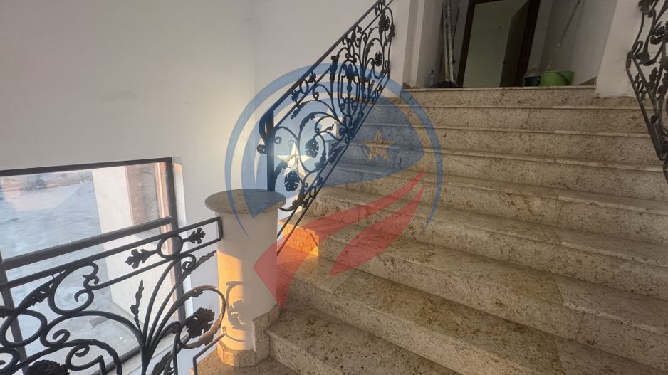 Spațiu de închiriat ultracentral – ideal pentru afacerea ta! - Poză 8