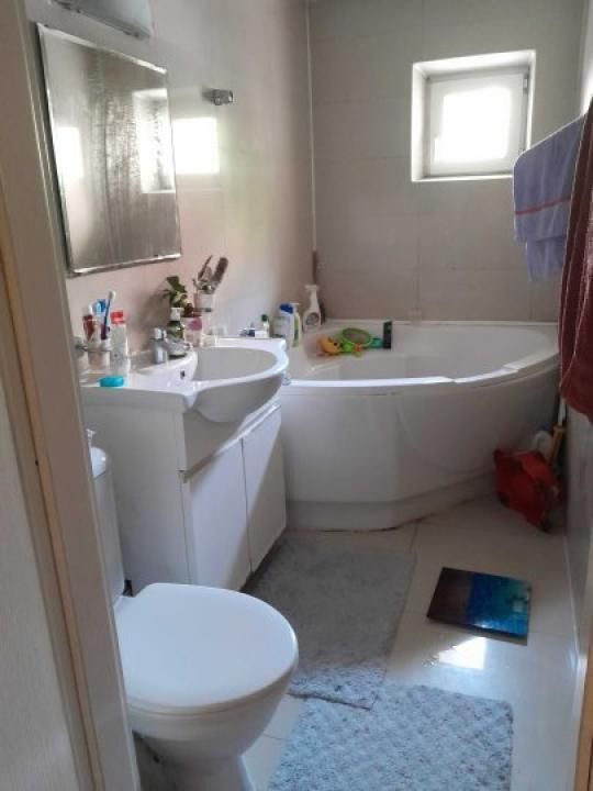 Vanzare Apartament 2 Camere intre Mall Vitan si Nerva Traian - Poză 1