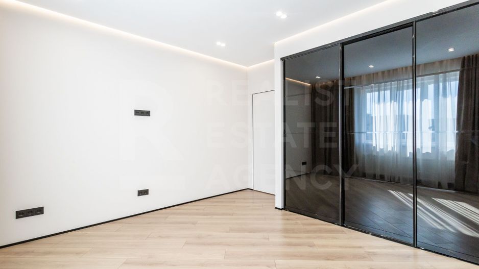 Vânzare, apartament 2 camere, 67.2 mp, str. Mihail Sadoveanu, Ciocana - Poză 11