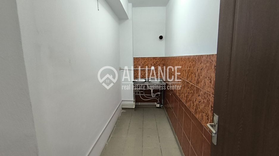 SPITALUL MILITAR (COD03)- Birouri cu suprafata generoasa ! - Poză 12