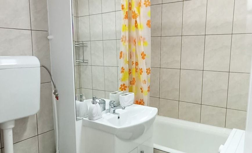 Garsoniera moderna I mobilata si utilata - Poză 5