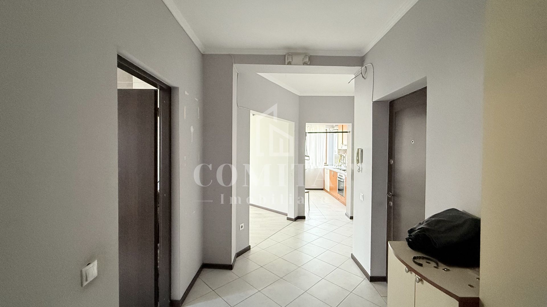 Apartament decomandat | Andrei Mureșanu | zona veche a cartierului - Poză 9