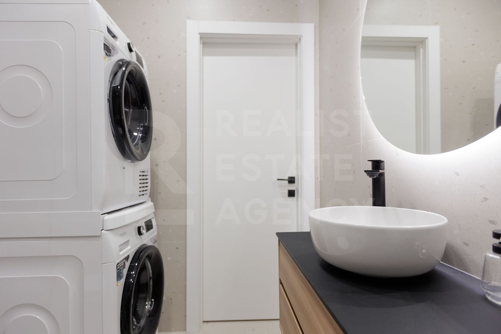 Vânzare, apartament, 1 dormitor + living, str. Ghica Vodă, Botanica - Poză 23