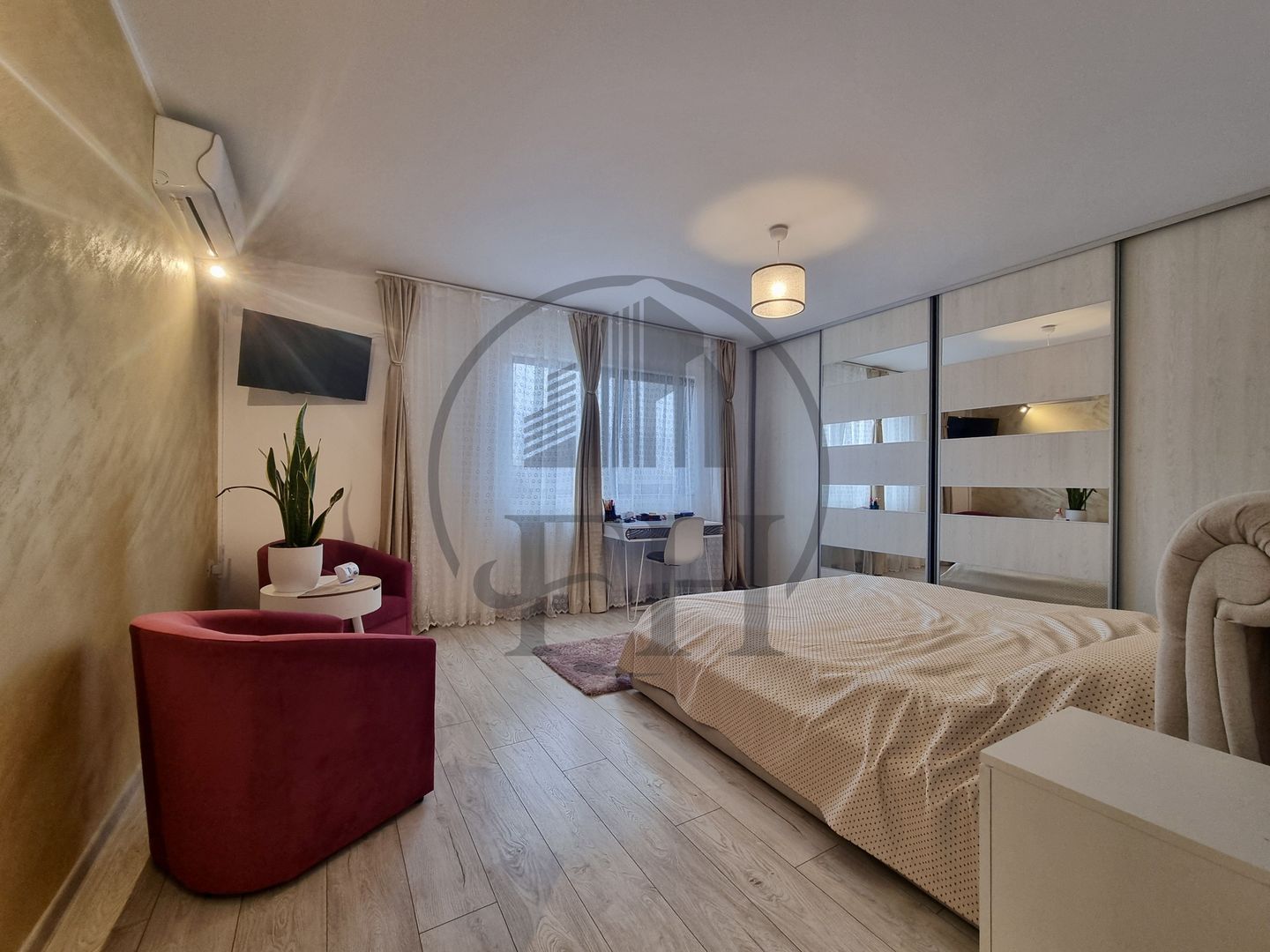 SOLD/ VANDUT- Casa / Vila de vanzare Valu lui Traian - Poză 5