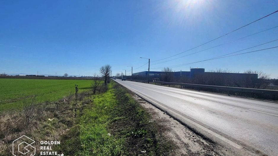 4 Terenuri extravilane, 31.400 mp - Poză 2