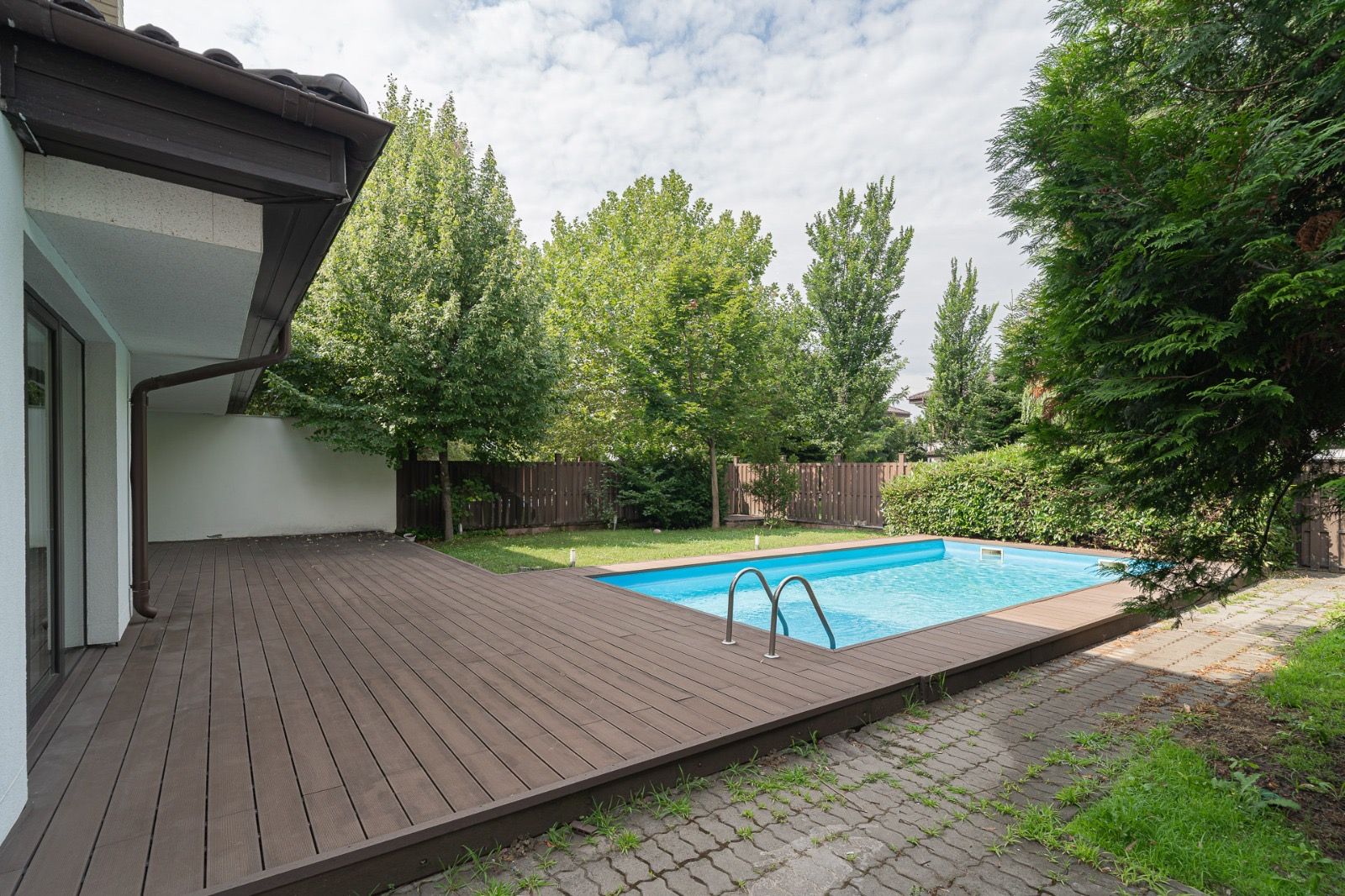 VILĂ CU PISCINĂ | Școala Americana - Poză 25