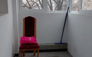 Apartament cu 3 camere decomandate de inchiriat, zona Titan - Poză 12
