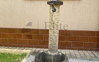 Casa ultracentrala - o oaza de liniste in inima orasului - Poză 14