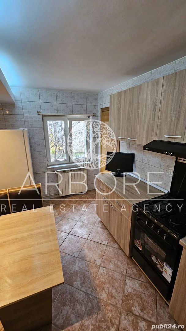 Piata Alba Iulia închiriere 3 camere - Poză 1